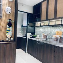 Direct deal with developer!! link with 3 mrt 2 lrt !! Excellent unit 