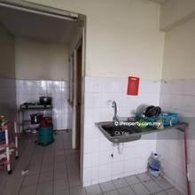 Desa dua new paint for rent corner rm1000 only