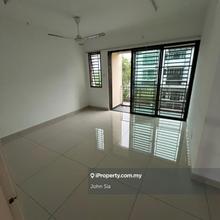 For Rent - 2.5 Storey Terrace House @ Indahpura, Kulai 5 Bed 4 Bath
