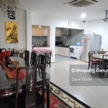 Semi-D at Taman Berjaya Pulau Tikus La: 5,595sf