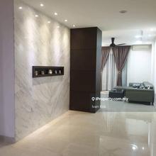 Well Maintained Renovated Unit