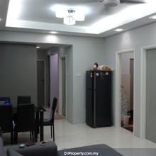 Plaza medan Putra Kuala Lumpur for sell 
