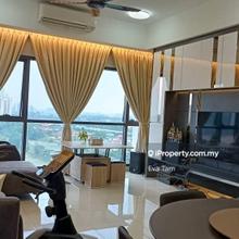 Direct Access To Train Station, Shopping Mall & Well-Renovated!!