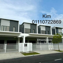 Brand New Double Storey Superlink Resort Residence Sendayan