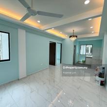 Melawati Flat, Taman Universiti, 2 bedrooms, level 1