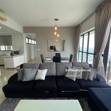 Strategic location, attractive offer, alive neighbourhood