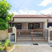Bank Lelong - Freehold 1 Storey Terrace House (4 Bedrooms)