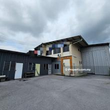 Sejingkat jln bako double storey warehouse for rent 