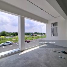 Brand new endlot shoplot. Wide frontage. Modern facade. Near KLIA