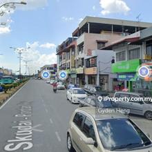 Jalan Besar,Pekan Nanas