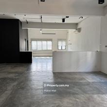 Sri Petaling Half Shop Office for Rent