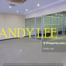 Bay Avenue next to queensbay mall come with 6 ac