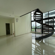 Freehold High Floor  Luxury Duplex Suite The Apple Nr Melaka Town City