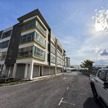 Pending Shoplot For Rent / Sale