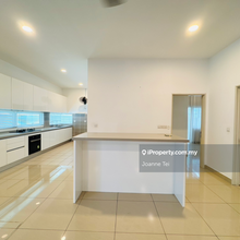 Semi-D house for Sale