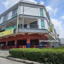 4.7% ROI corner shop Galleria Klang Sentral