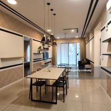 ID Furnished Unit w/ 2 Carparks, Easy Access to Mont Kiara