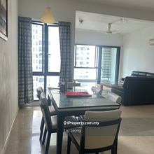 High floor with KL city view and pool view 
