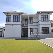 90 x 70 Big Land Unique 2storey Semi D at Kota Bayuemas For Sale Now