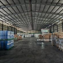 Taman Ria Jaya Detached Warehouse Facing Mainroad For Rent 