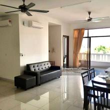 Logan Residency @ Georgetown fully furnished logan road