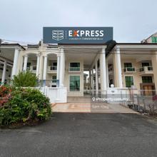 3.5 Storey Semi Detached House at Taman Bayshore, Miri