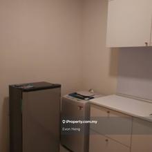 Good Condition, fully furnished SOHO unit located in PJ