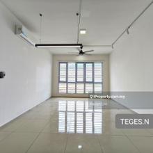 Move In Condition Adria Gravit 8 Klang Condo Corner Unit For Sale