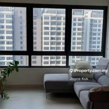 Renovated, highfloor studio facing park