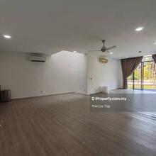 3 sty Link house for Rent