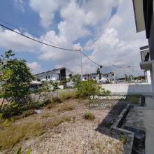 Gated Guarded Non Bumi corner new double storey landed puncak alam lbs