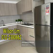 Nice lake view 3 room 2 bath and well maintain unit