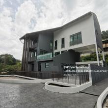 Luxury Bungalow in Kuala Lumpur