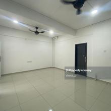 Sale Balau Flat Taman Rinting special ground floor renovations unit