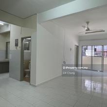 Ground Floor Putra Indah Apartment Equine Park Seri Kembangan