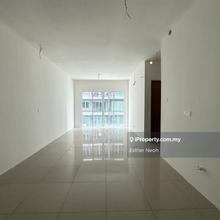 Quaywest Residence, Bayan Lepas. 700sf, 2 Carpark.