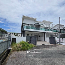 Freehold 2 storey semi D house for sale in Taman Kesidang town area