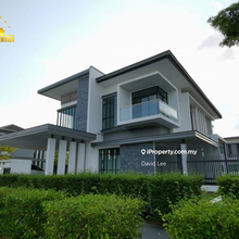 La Promenade Gated and Guarded Bungalow 