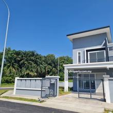 New Completed 2 sty Corner House, Springhill Lukut, Port Dickson.