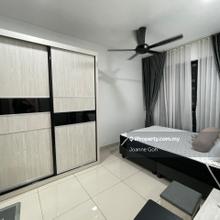 Female Room for Rent include Utilities with Balcony. Walk to MRT 2  