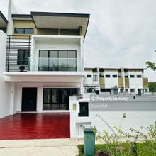 Cheapest 2 Storey Corner Lot At Anggun 3 For Sale Call Elwin View Now