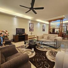 Corinthian 3 room for Sale