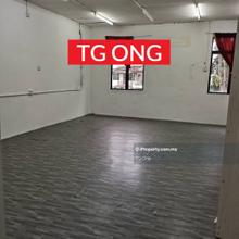 Alma 1st Floor Facing Mainroad High Visibility Move in Condition 