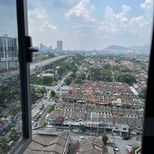 Totally Brand New Unit mid floor, facing desa parkcity Block A Vacant