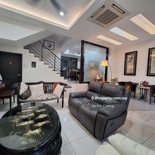 2.5 Storey Terrace Renovated and well maintained