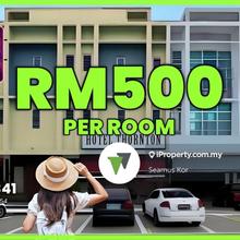 Prime Tebrau Location - Lift-Equipped - Strong Cross-Border Demand !