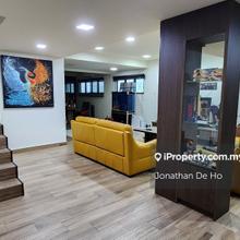 End Lot Bandar Sunway Pjs 10 2 sty house Nicely Renovated