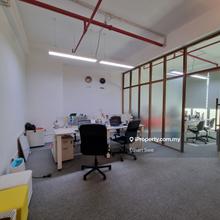 Mid Floor/Face Mainroad/Basic unit/Easy Parking/Strategic Location/Pj