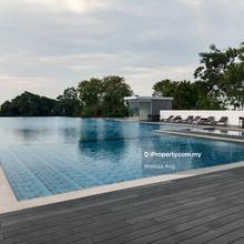 Super Low Density Seaview Condo