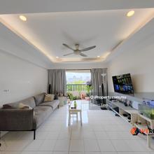 We offer a selection of a few units in Anjung Hijau 